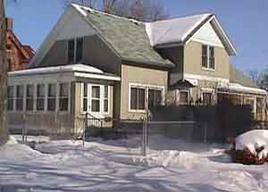 1412 Charles St., La Crosse, WI 54603