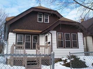 4921 N 36th St, Milwaukee, WI 53209