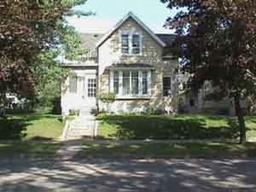 1527 Mississippi, La Crosse, WI 54601