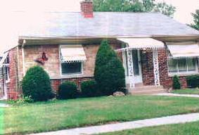 4925 N Iroquois Ave., Glendale, WI 53217