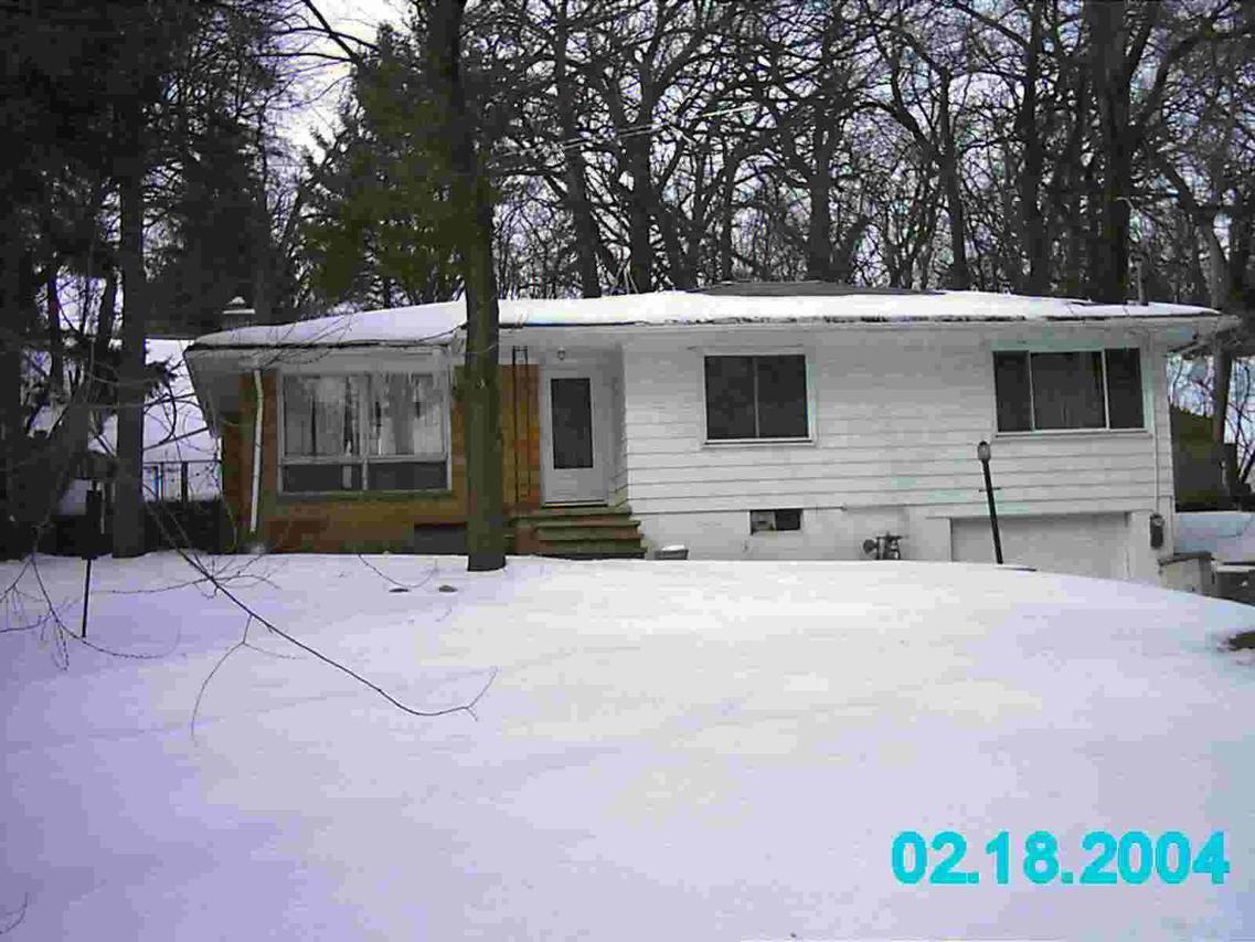 2004 W St. Paul Ave., Waukesha, WI 53188