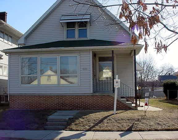 2225 N 10th St., Sheboygan, WI 53083