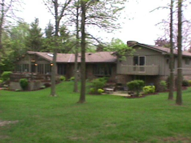 665 W Pierre Ln, Port Washington, WI 53074