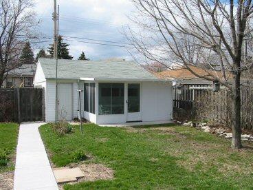 6421 N Willow Glen Ln., Glendale, WI 53209