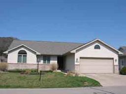 4542 El Camino Real Dr., La Crosse, WI 54601