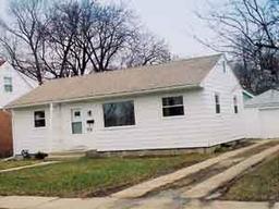 5934 N Lydell Ave, Whitefish Bay, WI 53217