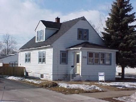2546 17th St., La Crosse, WI 54601