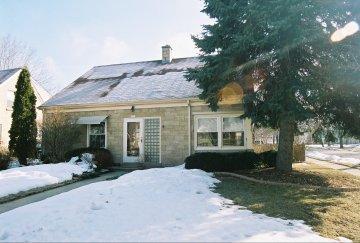 2504 N 82nd St., Wauwatosa, WI 53213