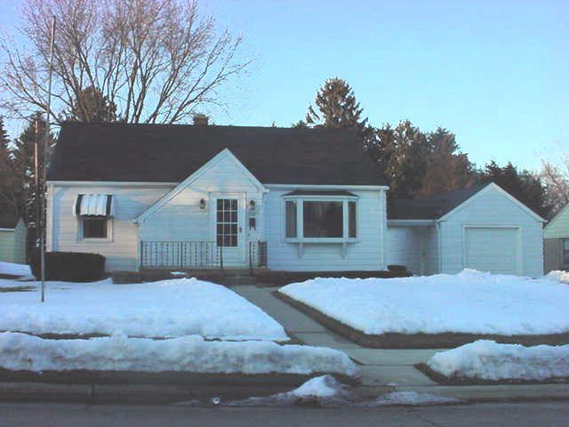 110 W Prospect St., Hartford, WI 53027