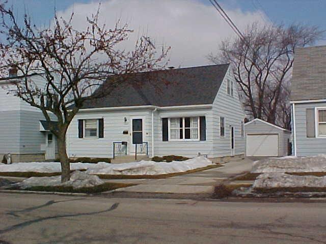 2216 Geele Ave., Sheboygan, WI 53083