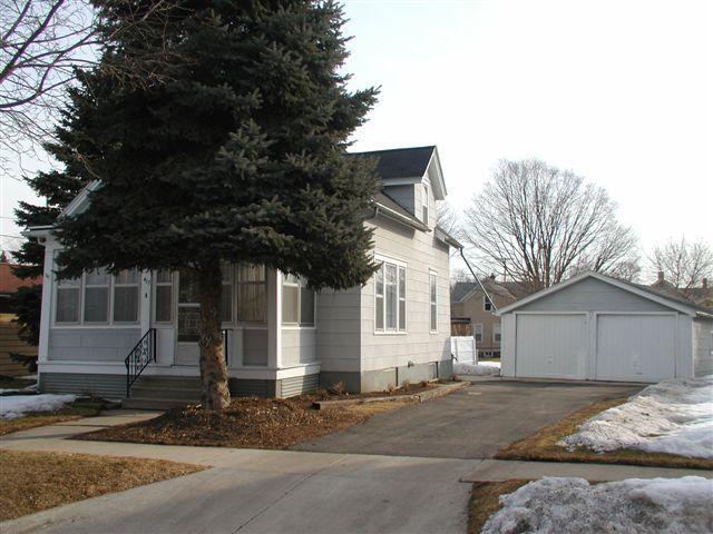 417 N Monroe St., Watertown, WI 53098