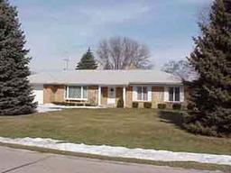 4654 W Donges Ln., Brown Deer, WI 53223
