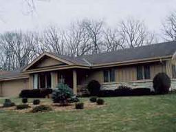 2524 Normandy Ln., Wauwatosa, WI 53226