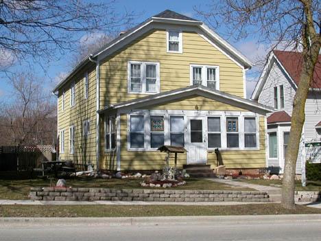 128 S Milwaukee St, Plymouth, WI 53073