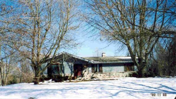 11920 N Ridgeway Ave., Mequon, WI 53097