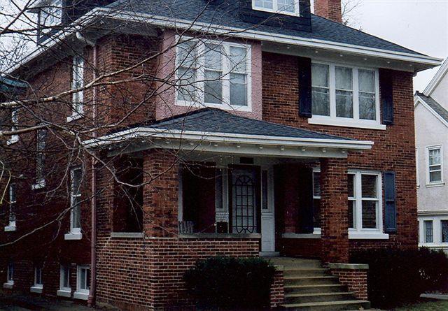 2411 E Newton, Shorewood, WI 53211