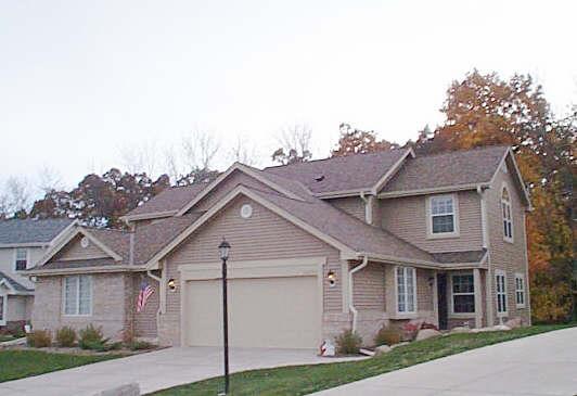 14275 W Twilight Way, New Berlin, WI 53151