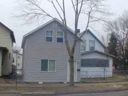 1422 S 9th St., La Crosse, WI 54601