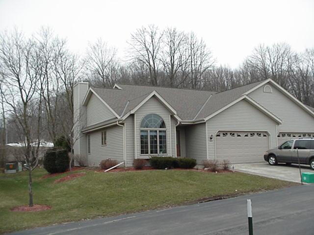 989 E Loos St., Hartford, WI 53027