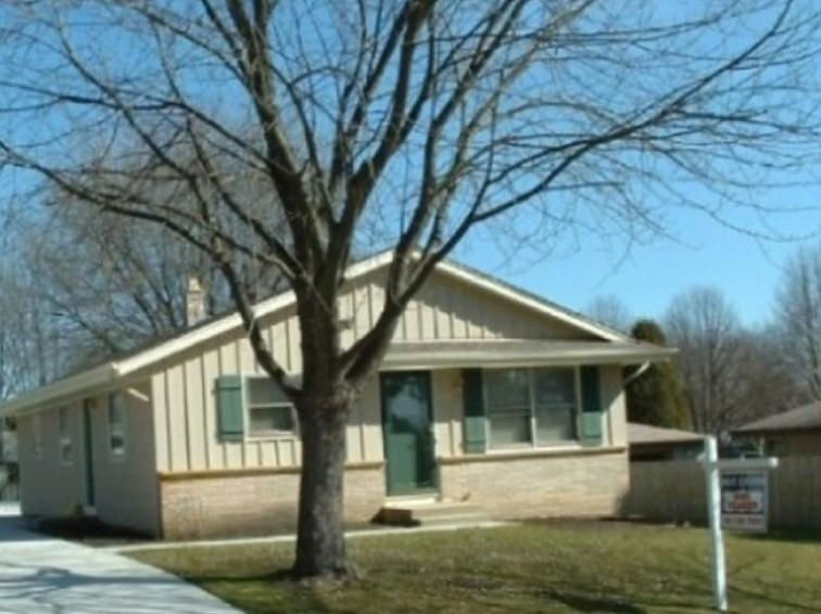 7532 S Madison Dr., Oak Creek, WI 53154