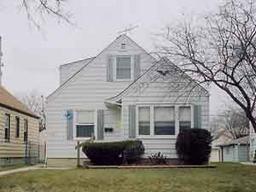 3567 S 19th St., Milwaukee, WI 53221