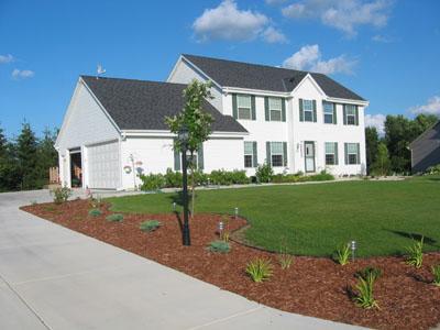 W181N6040 Jackson Dr., Menomonee Falls, WI 53051