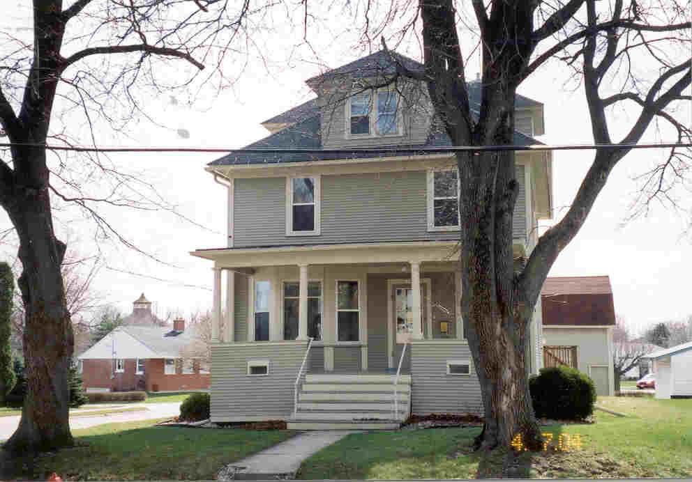 439 Branch St., Hartford, WI 53027