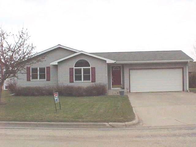 3006 S Pleasant Dr., Holmen, WI 54636
