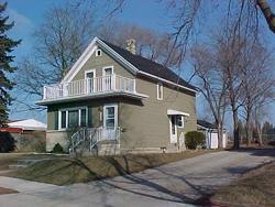 554 W Oakland Ave., Port Washington, WI 53074
