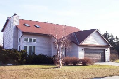 535 W Saint Johns Ct., Glendale, WI 53217