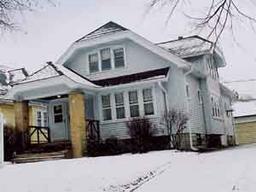 2430 N 63rd St, Wauwatosa, WI 53213