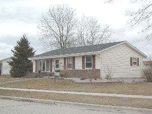 1819 Lenora Dr., West Bend, WI 53090