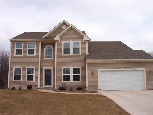 6058 Hickory Hollow Ct., Menomonee Falls, WI 53051