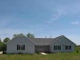 N1588 Lost Ridge Rd., Greenfield, WI 54601