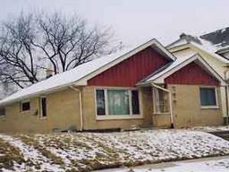4430 N 37th St, Milwaukee, WI 53209