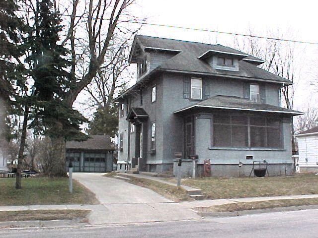 113 E Loos St., Hartford, WI 53027