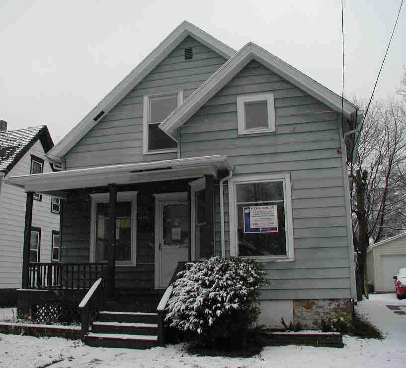 1630 Charles St., Racine, WI 53404