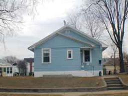 2545 S 14th, La Crosse, WI 54601