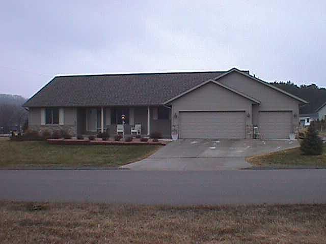 909 Silver Dr., Holmen, WI 54636