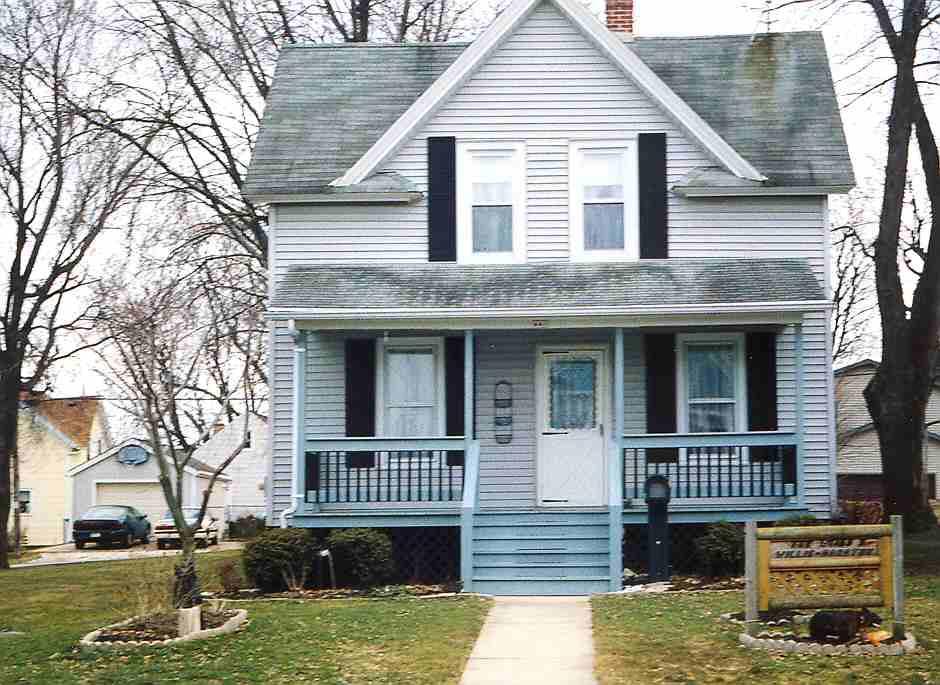 441 Pleasant Ave., Hartford, WI 53027
