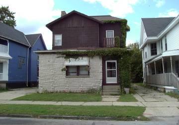 816 College Ave., Racine, WI 53403