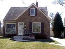 1009 E Hampton, Whitefish Bay, WI 53211