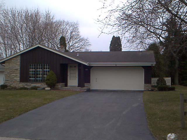 1029 Marquette Rd., Hartland, WI 53029