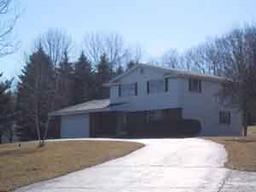 22345 W Plain View Pkwy., Lisbon, WI 53089