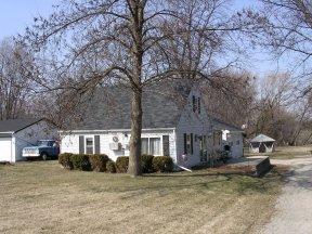 8530 12th Pl, Somers, WI 53144