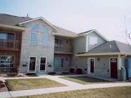 2291 S Calhoun Rd. #Unit 4, New Berlin, WI 53151