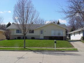 8026 50th Ave., Kenosha, WI 53142