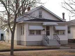 2323 Loomis St., La Crosse, WI 54603