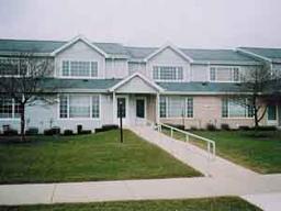 10264 W Whitnall Edge Cir #E, Franklin, WI 53132