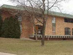 4050 W River Edge Cir. #17, Brown Deer, WI 53209